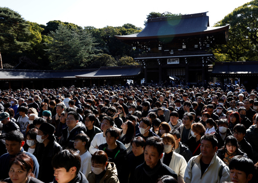 Japan rings in the New Year without restrictions, shrines buzz with hopeful crowds